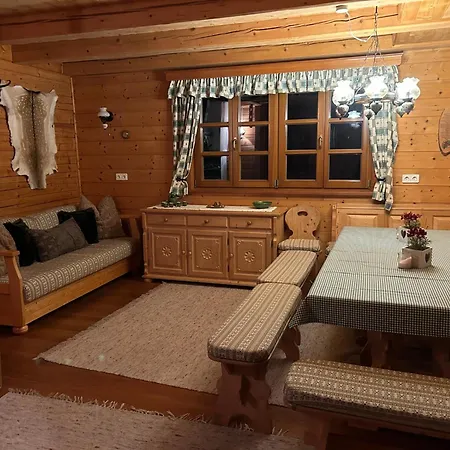Preisoexlhuette In Sankt Veit *